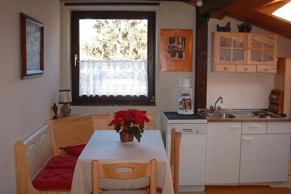 Ganze Wohnung, Apartment Wienerwaldruhige,verkehrsgünstige,Villen-Grünlage, haustierfreundlich in Wien, Wienerwald