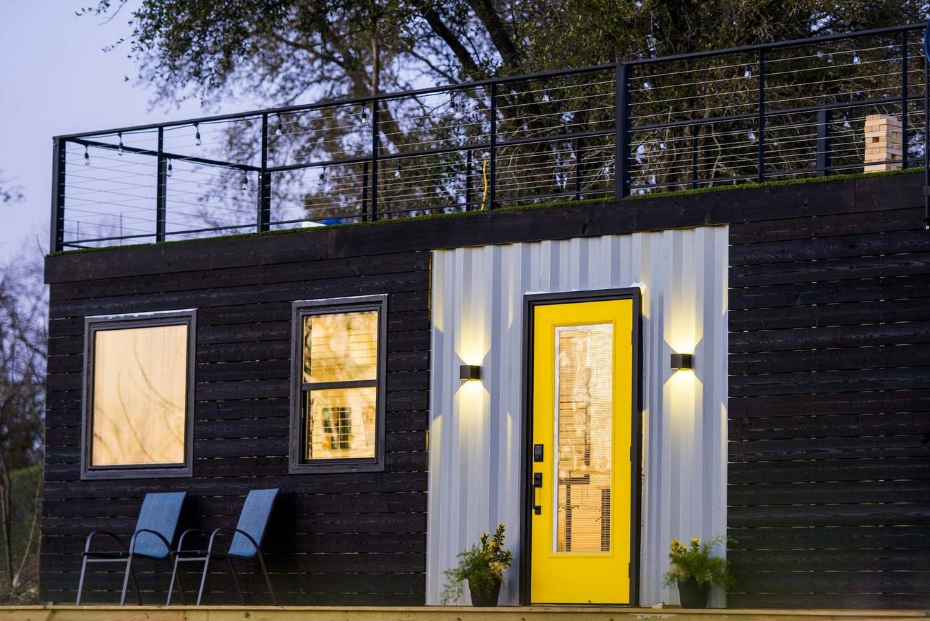 Ganze Wohnung, The Zephyr Tiny Container Home 12 min to Downtown Waco in McLennan County