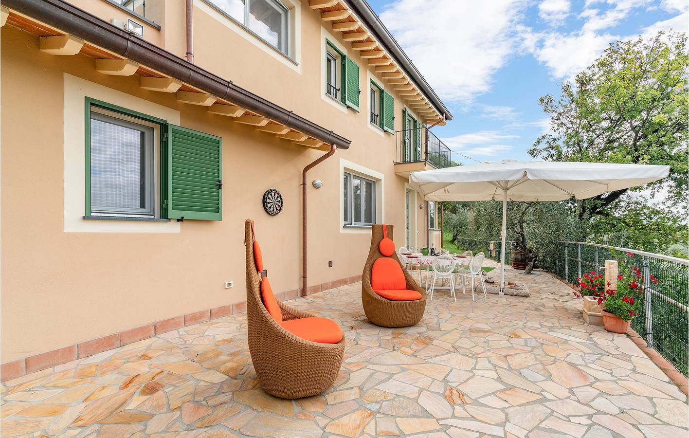 Apt clôturé de 100m2, parking, internet : Camaiore, Greppolungo in Camaiore, Riviera Italienne
