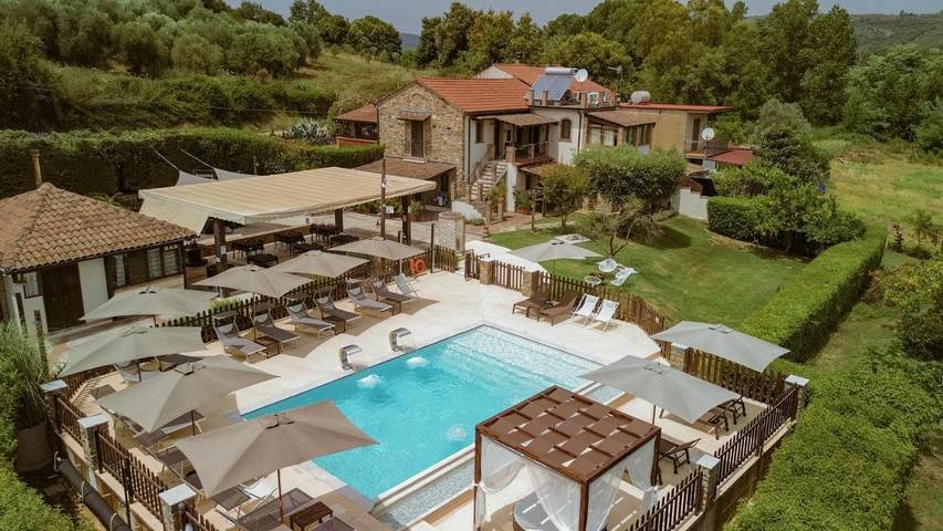 Bed and Breakfast für 2 Personen, mit Pool und Ausblick sowie Garten - 1