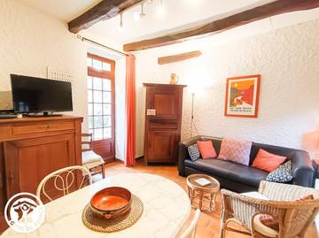 Gîte for 2 People in Albas, Lot, Photo 2