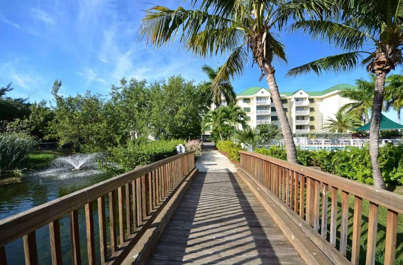 Entire apartment, The Grenada Suite   Pool View   Private Balcony in Key West, Lower Keys