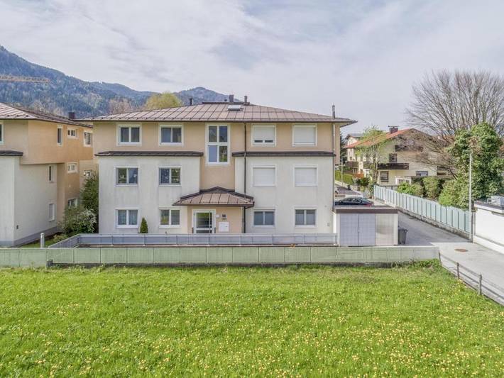 Ferienwohnung für 6 Personen, mit Whirlpool und Terrasse
