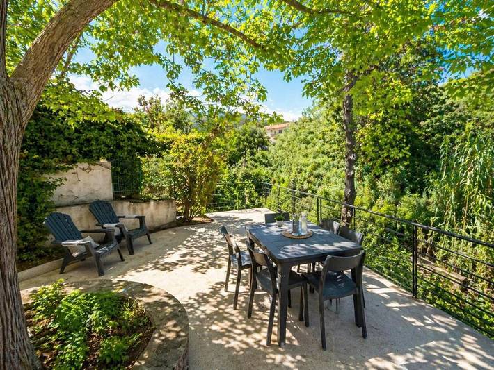 Gîte pour 4 personnes, avec jardin à Bastia - 2