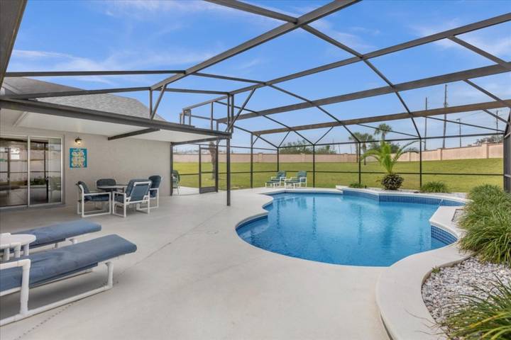 Villa pour 6 personnes, avec jardin ainsi que vue et terrasse dans Floride - 2