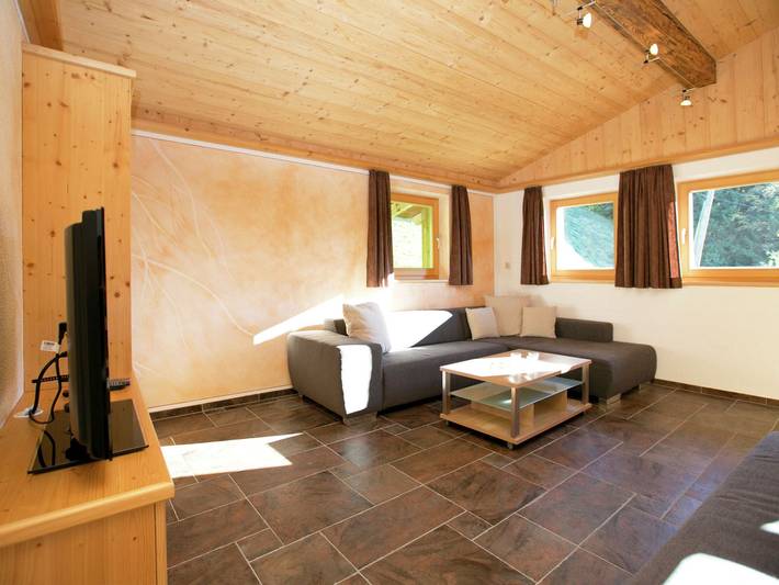 Chalet für 11 Personen, mit Whirlpool und Balkon sowie Garten, kinderfreundlich in SkiWelt Wilder Kaiser - Brixental - 3