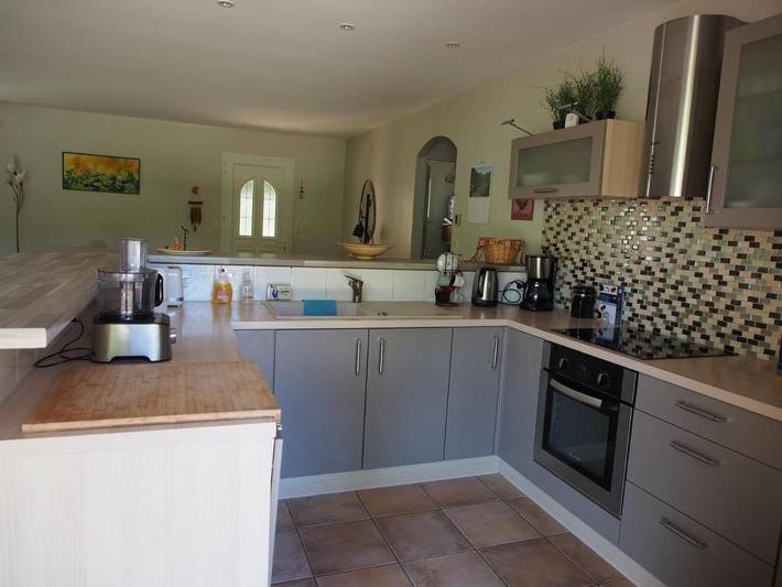 Location de vacances pour 6 personnes, avec piscine ainsi que jardin et vue à Logrian-Florian - 3