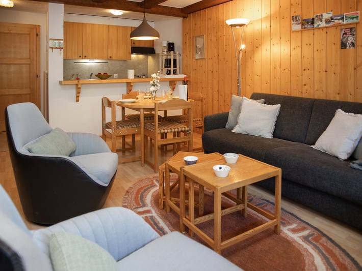 Ferienwohnung für 4 Personen, mit Balkon und Seeblick in Orsières