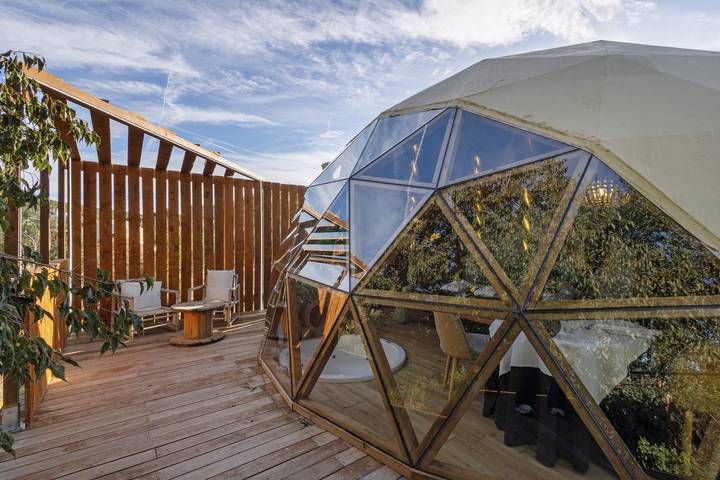 Apartamento de vacaciones para 2 personas, con jardín además de jacuzzi y balcón - 1