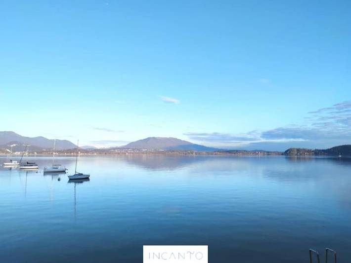 Appartamento per 4 persone, con panorama e vista lago in Lesa