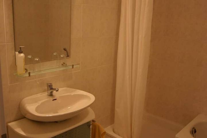 Ferienhaus für 26 Personen, mit Balkon und Garten sowie Pool, mit Haustier in Amt Neuhaus - 4