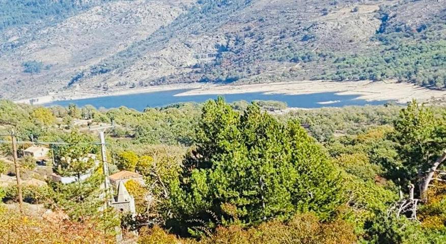 Gîte pour 2 personnes, avec vue et balcon à Albertacce