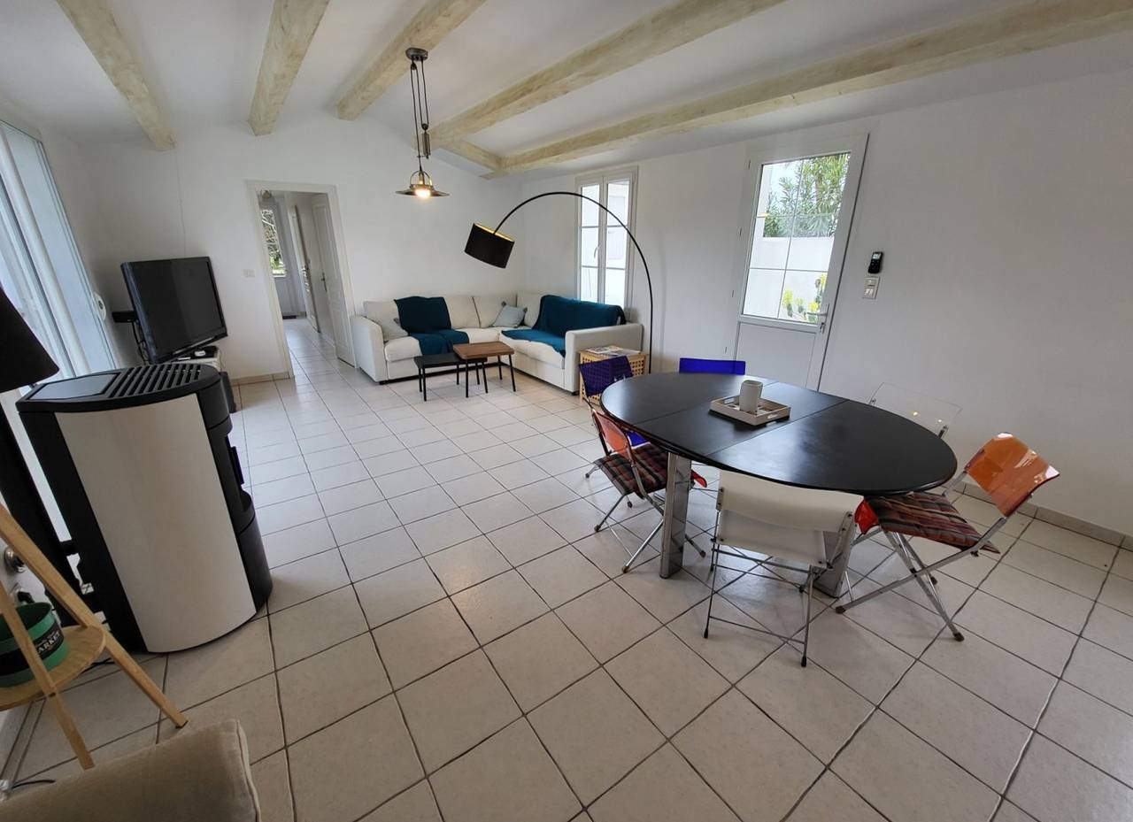 Maison de charme au cœur des oliviers pour 10 personnes in Loix, Île de Ré