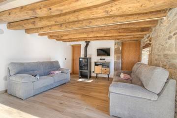 Casa Rural para 9 Personas en Nave, Provincia de Lleida, Foto 2