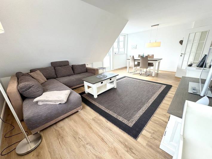 Ganze Wohnung, Sehr geräumige 3-Zimmer-Wohnung nahe der modernen Wenningstedter Strandpromenade in Nordfriesische Inseln (Schleswig-Holstein) (Schleswig-Holstein), Wenningstedt