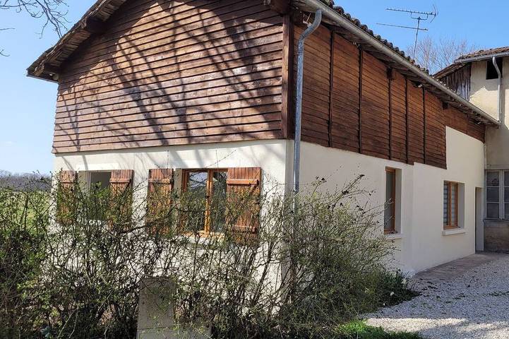 Location de vacances pour 4 personnes dans Ville Sur Terre