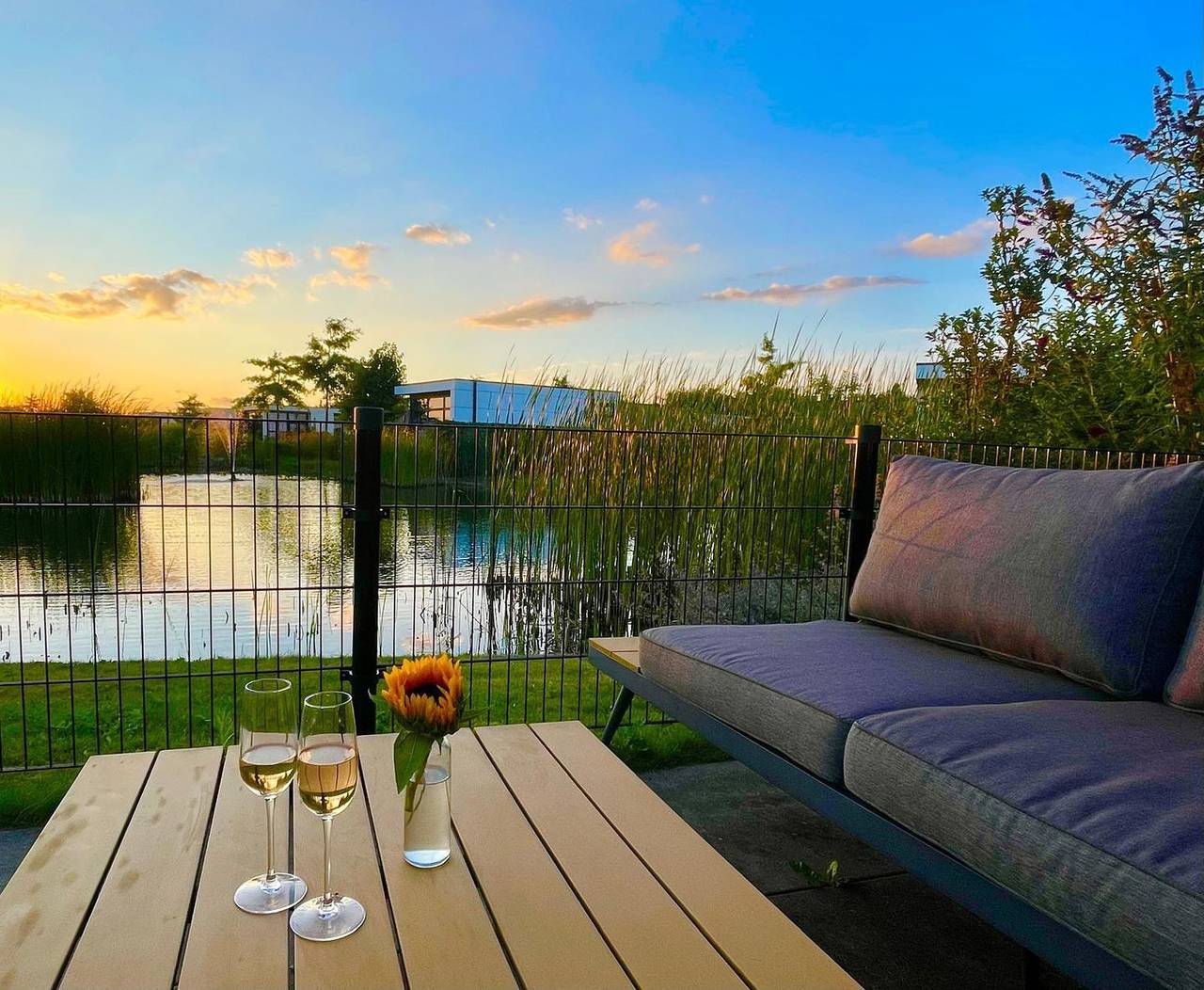Luxuriöses Chalet Waterlijn: Ihr Traumurlaub an der Ijssel! Neu: jetzt mit Zaun & Airco in IJssel