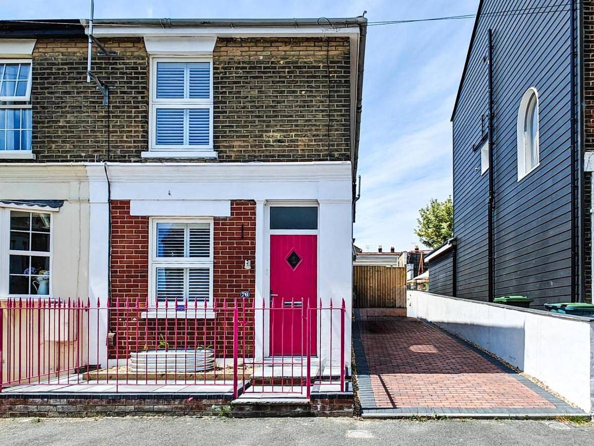 3 Bed in Cowes oc-92719 in Cowes, Isle of Wight
