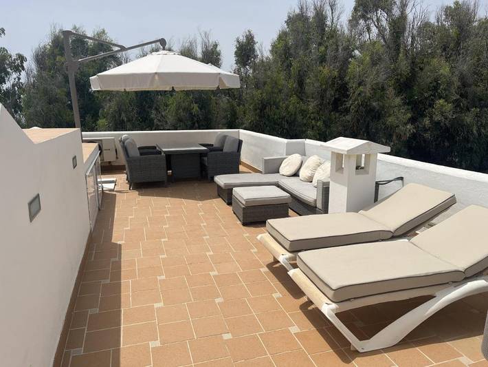 Apartamento de vacaciones para 4 personas, con balcón además de piscina y jardín - 1