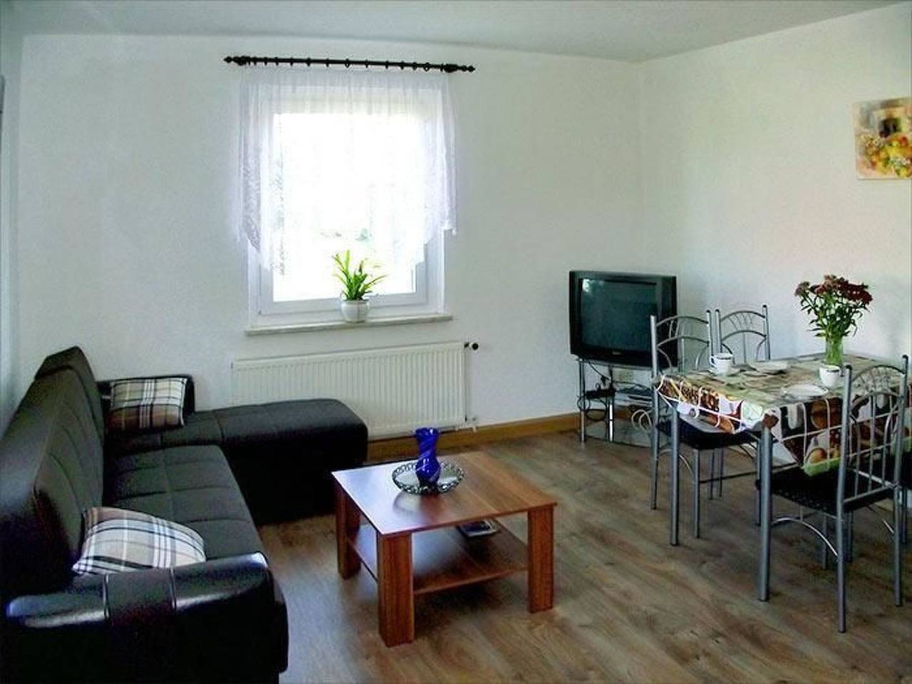 Ganze Wohnung, Schöne Ferienwohnung mit Garten und Grill in Rathmannsdorf, Elbsandsteingebirge