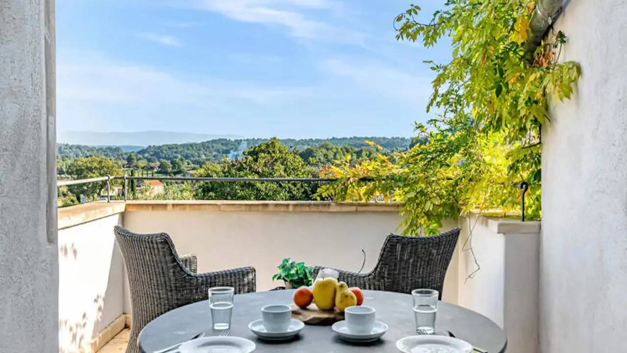 Appartement de vacances entier, Ferienwohnung für 2 Personen (40 m²) in Commune d'Oppède in Oppède, Parc naturel régional du Luberon