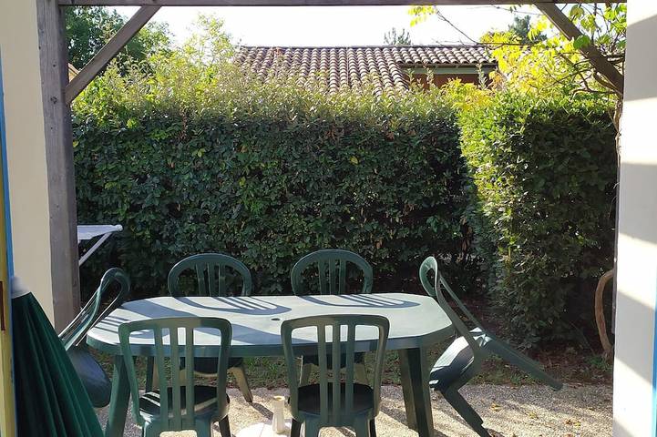 The charm of a Provençal cottage, for a family vacation near Uzès in Gaujac, Nimes und Umgebung