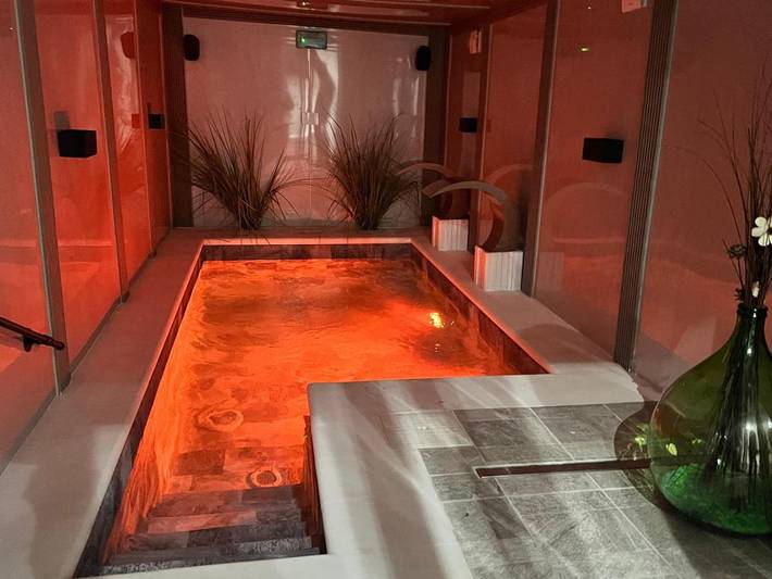 Villa per 3 persone, con giardino e panorama nonché piscina e piscina per bambini, con animali domestici - 1