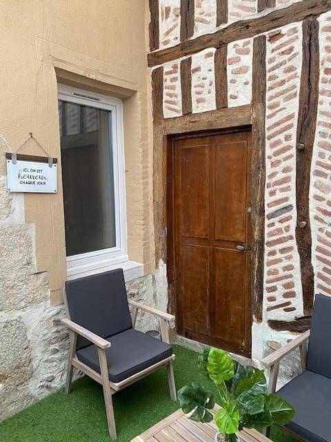 Gîte pour 2 personnes, avec terrasse à Gien - 3