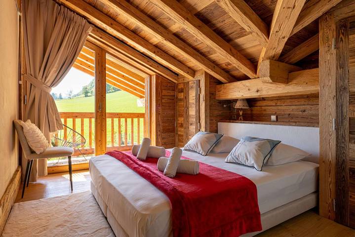 Chalet pour 10 personnes, avec jardin et piscine en Haute-Savoie - 3