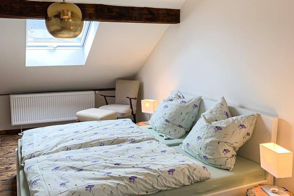 Ganze Wohnung, Atelier-Wochenangebot - Ferienwohnungen Alte Destillerie in Neuwied, Osteifel