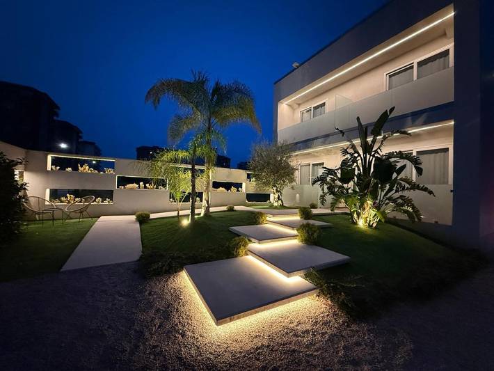 B&b per 2 persone, con Balcone e Terrazza nonché Giardino e Panorama a Santa Maria Capua Vetere