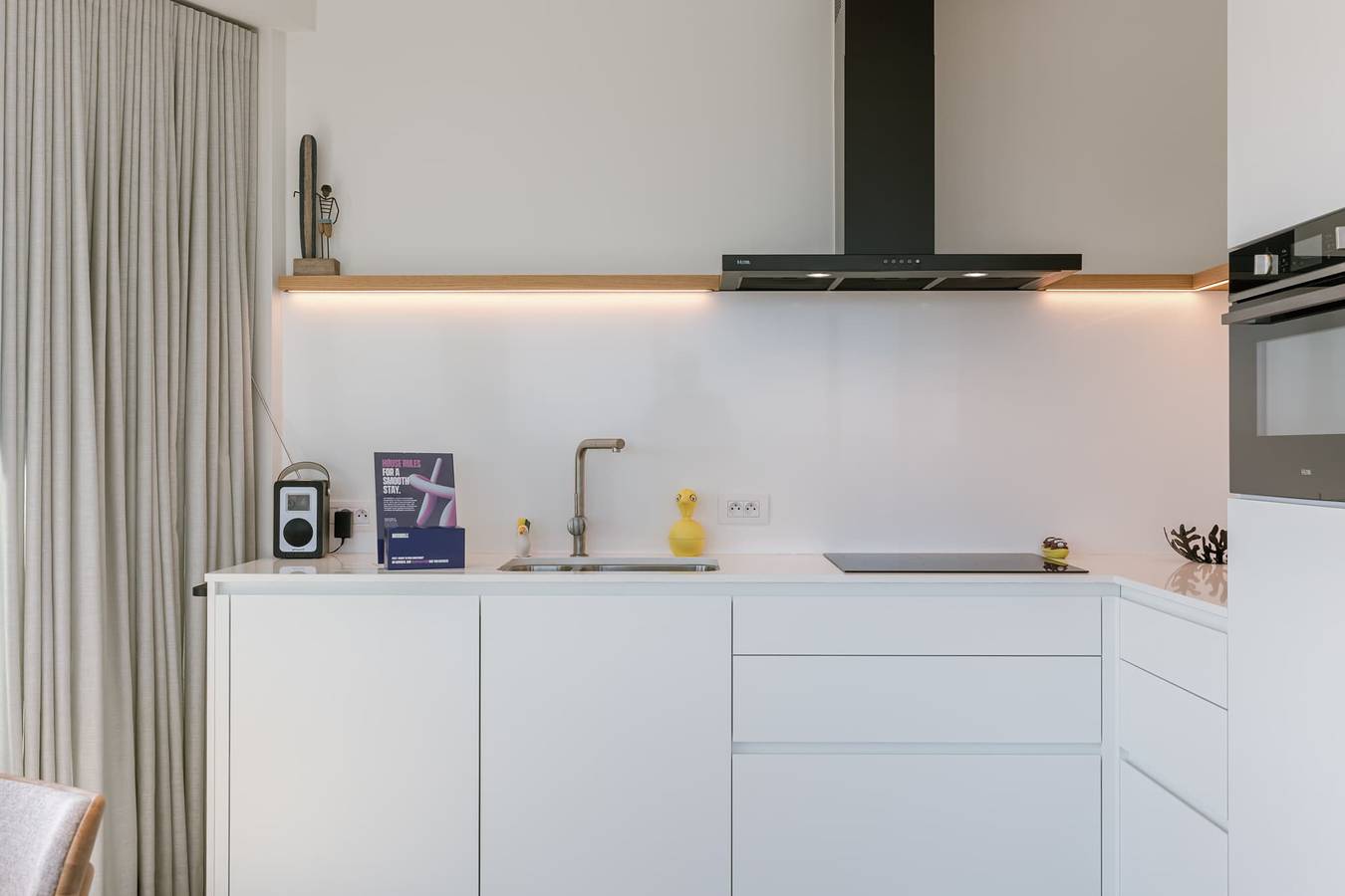 Apartamento vacacional entero, Stylish Beachfront Apartment in Sint-Idesbald in Koksijde-Bad, Koksijde