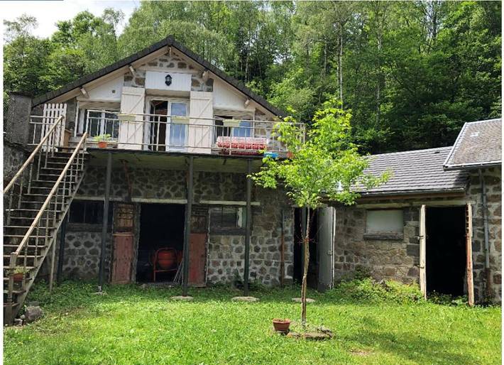 Chalet pour 4 personnes, avec jardin ainsi que vue et balcon