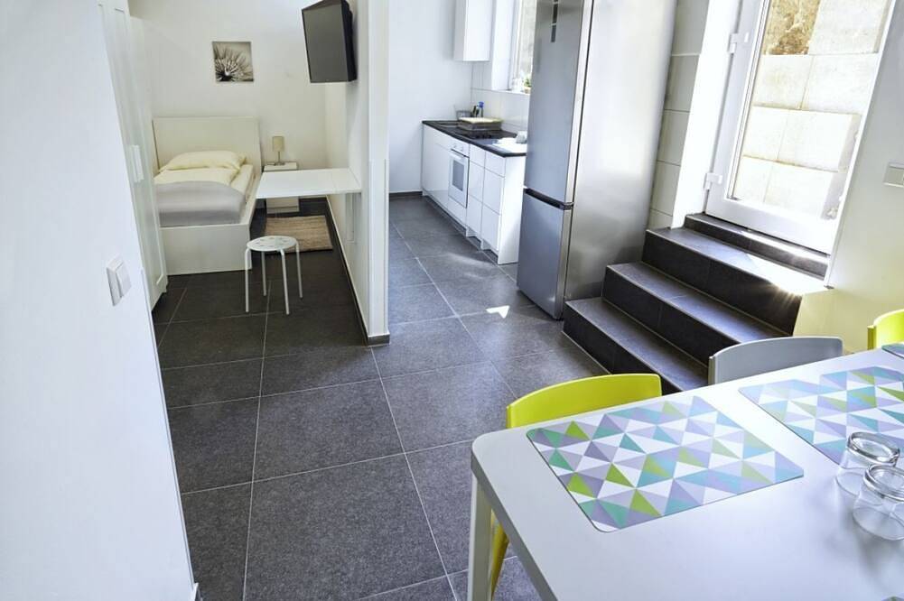 Ganze Wohnung, Vier-Betten-Apartment in Ostfildern, Landkreis Esslingen