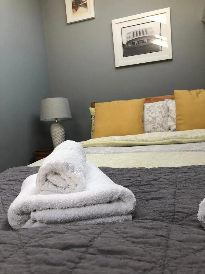 Casa de huéspuedes para 4 personas, con jardín - 1