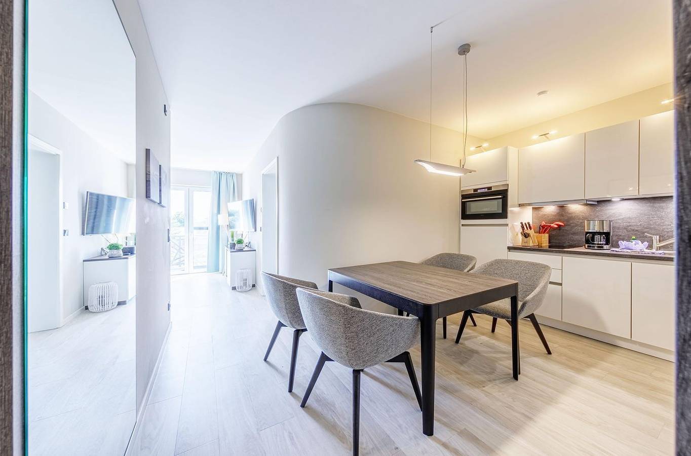 Ganze Wohnung, Schöne 5 Sterne Ferienwohnung Boddenperle mit Blick auf den Saaler Bodden in Wustrow, Fischland