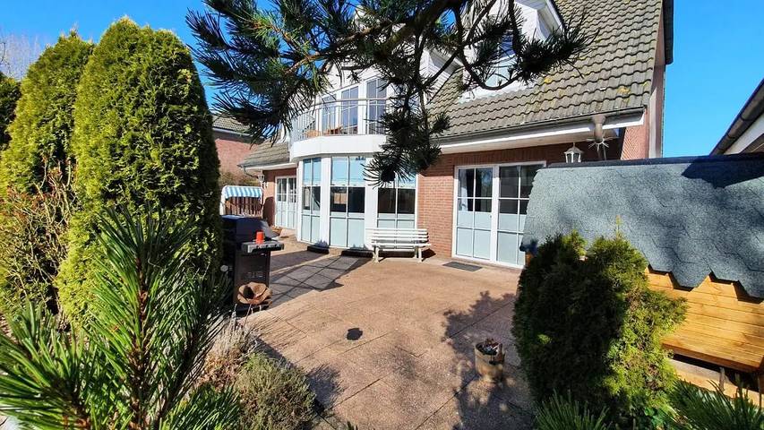 Ferienhaus für 8 Personen, mit Sauna und Whirlpool sowie Garten und Terrasse, mit Haustier in Bojendorf