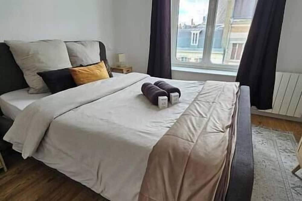 Apartamento entero, Elegant apartment in a luxury residence in Arrás (Paso de Calais), Región de Arras