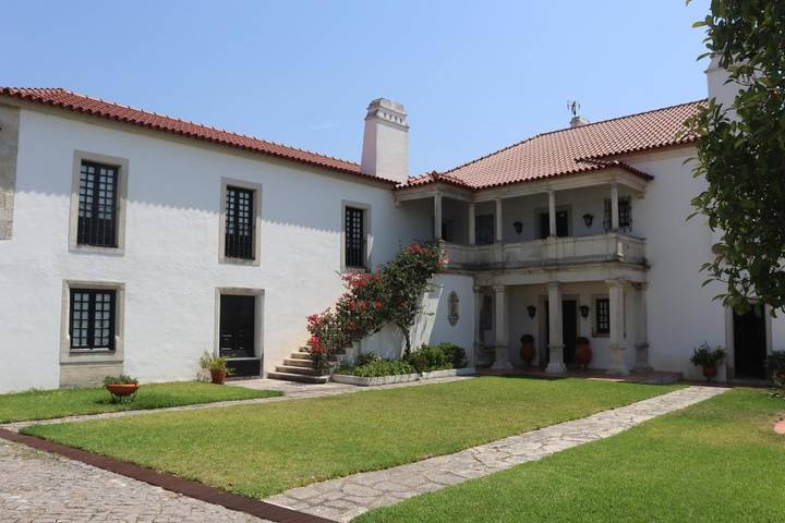 Location de vacances pour 2 personnes, avec piscine ainsi que vue et jardin à Coimbra - 2
