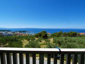 Ferienwohnung für 4 Personen, mit Meerblick und Balkon in Makarska