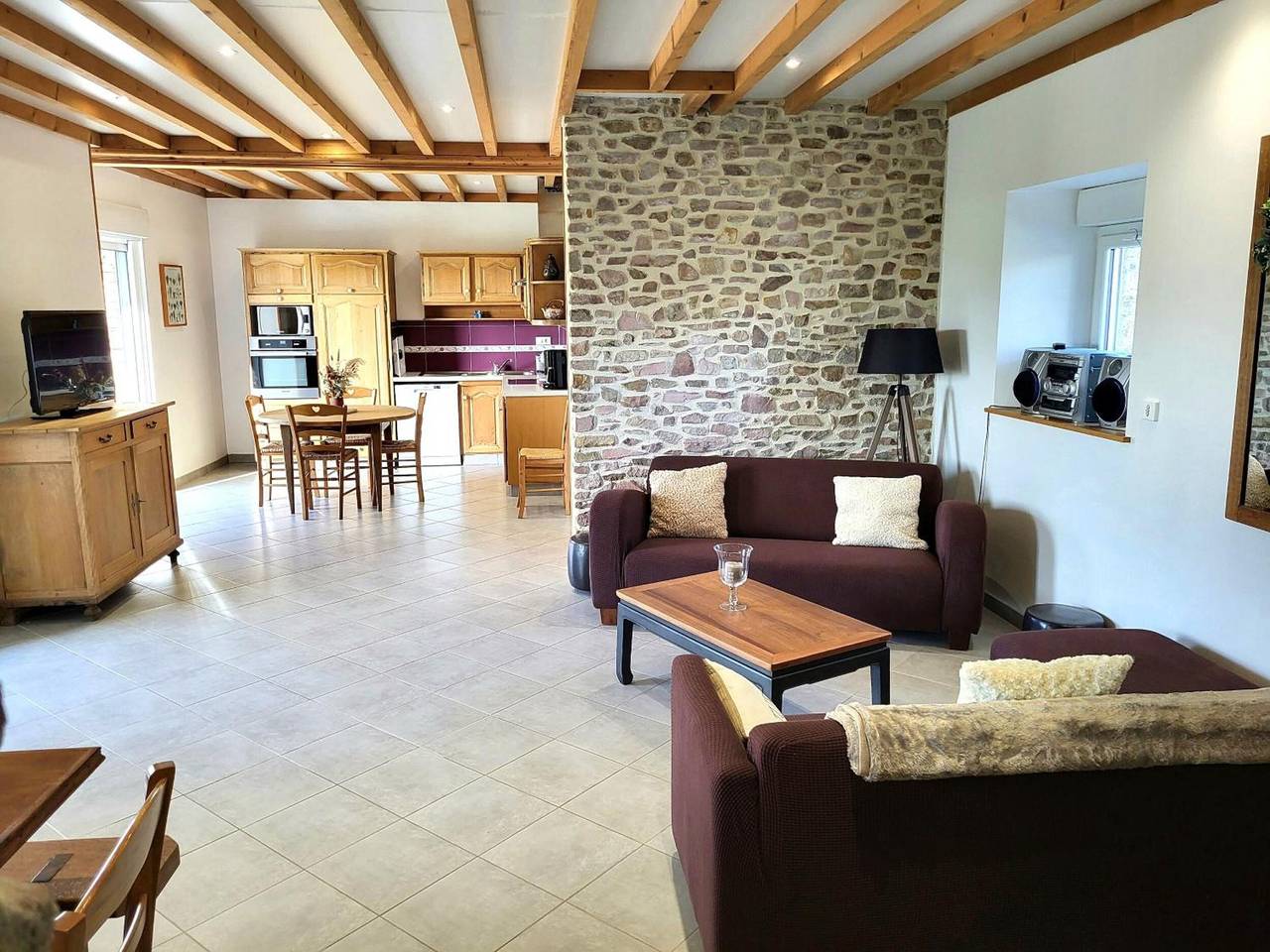Holiday Home 'L'abri-côtier Entre Terre Et Mer' with Private Terrace and Private Garden in Geffosses, Coutances