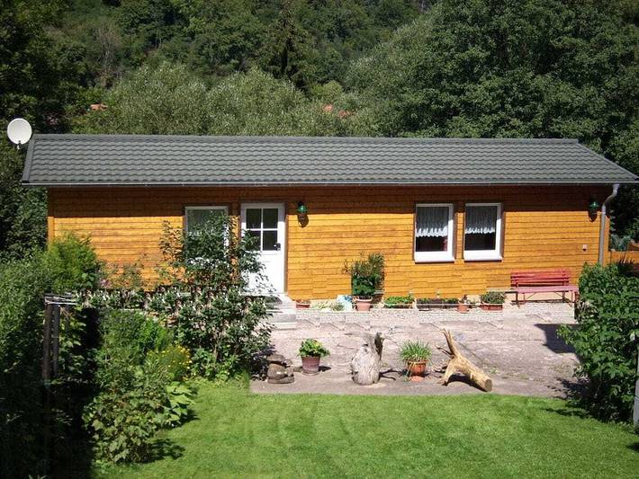 Ferienhaus für 4 Personen, mit Balkon und Terrasse sowie Garten in Altenbrak