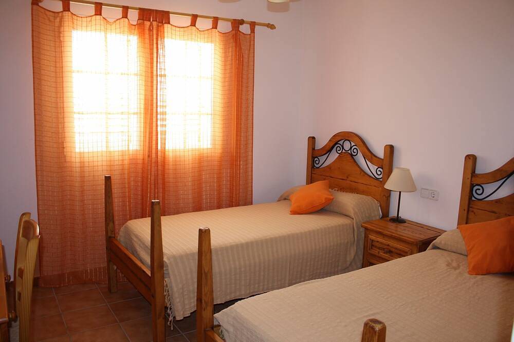 Villa mit privatem Pool, Grillplatz, Wireless-Lan, Klimaanlage. in Cala Bassa, Sant Josep de sa Talaia