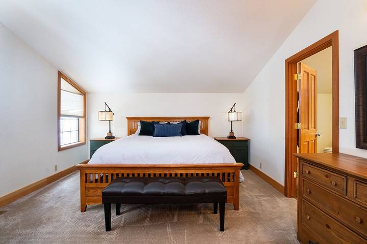 Vacation house for 8 people, with balcony and pool by Lake Tahoe