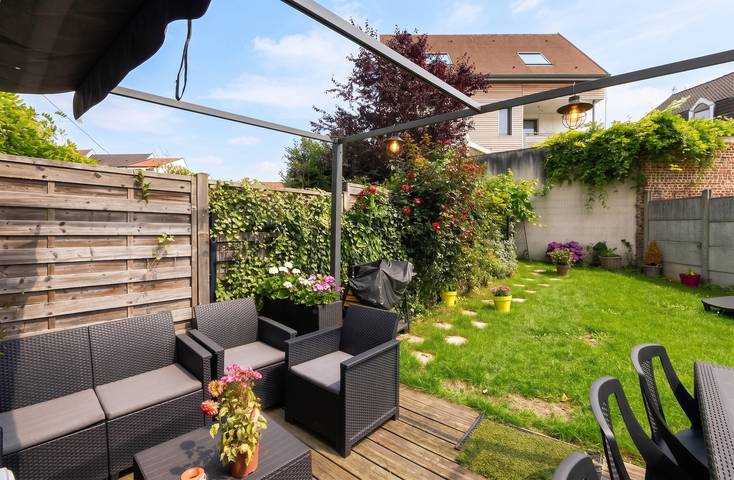 Holiday home for 8 people, with garden and terrace, with pets - 1