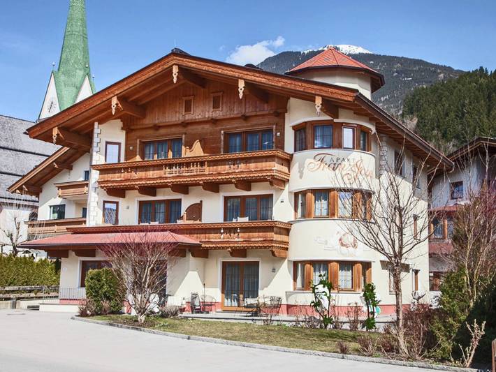 Ferienwohnung für 4 Personen, mit Terrasse und Sauna in Stumm