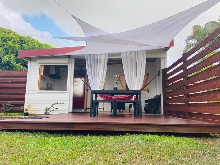 Location de vacances pour 2 personnes, avec vue ainsi que terrasse et jardin à Lamentin (Guadeloupe) - 3