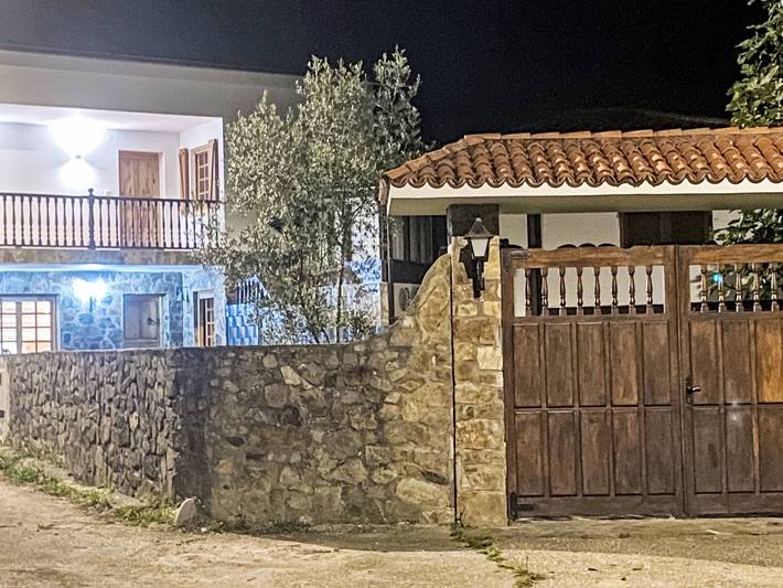 Casa rural para 6 personas, con Balcón además de Terraza y Jardín en Cudillero