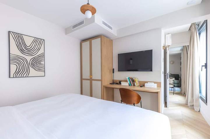 Gîte pour 4 personnes, avec balcon dans L'Olympia (Paris) - 2