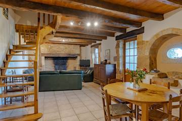 Location De Vacances pour 6 Personnes dans Prats-de-Carlux, Périgord Noir, Photo 4